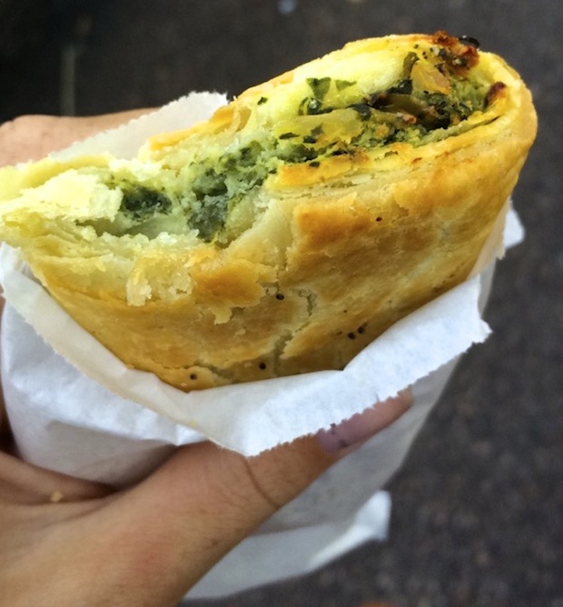 Spinach and cheese roll 