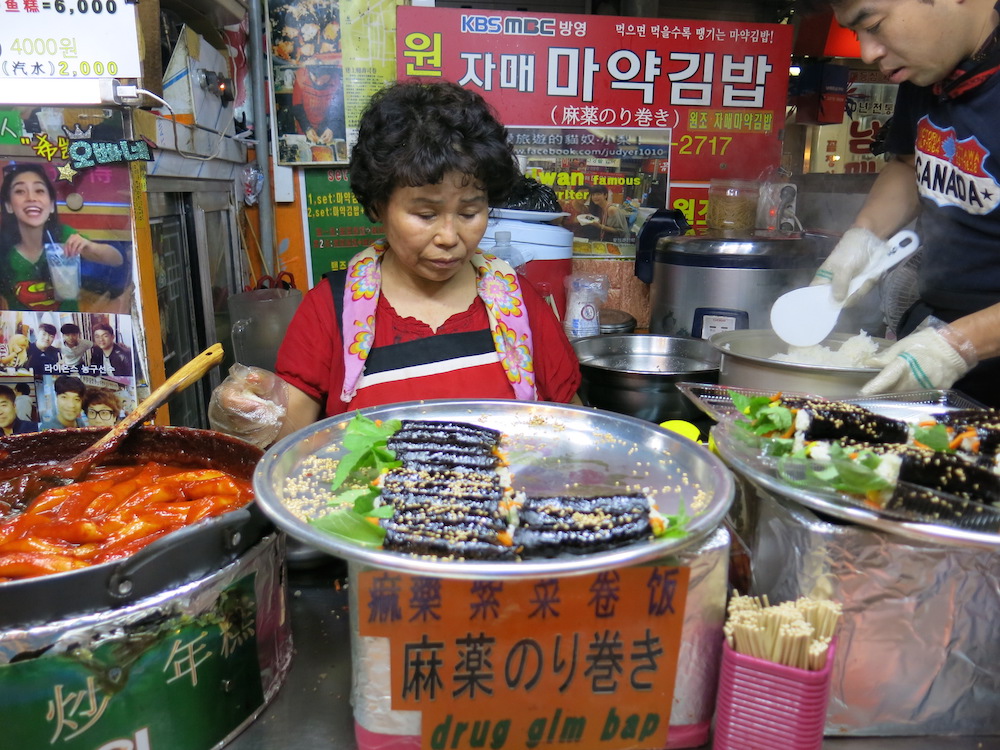 Trying popular Korean street foods at the Gwangjang Market