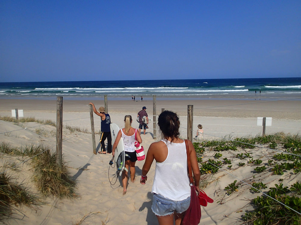 Byron Bay beach surfing