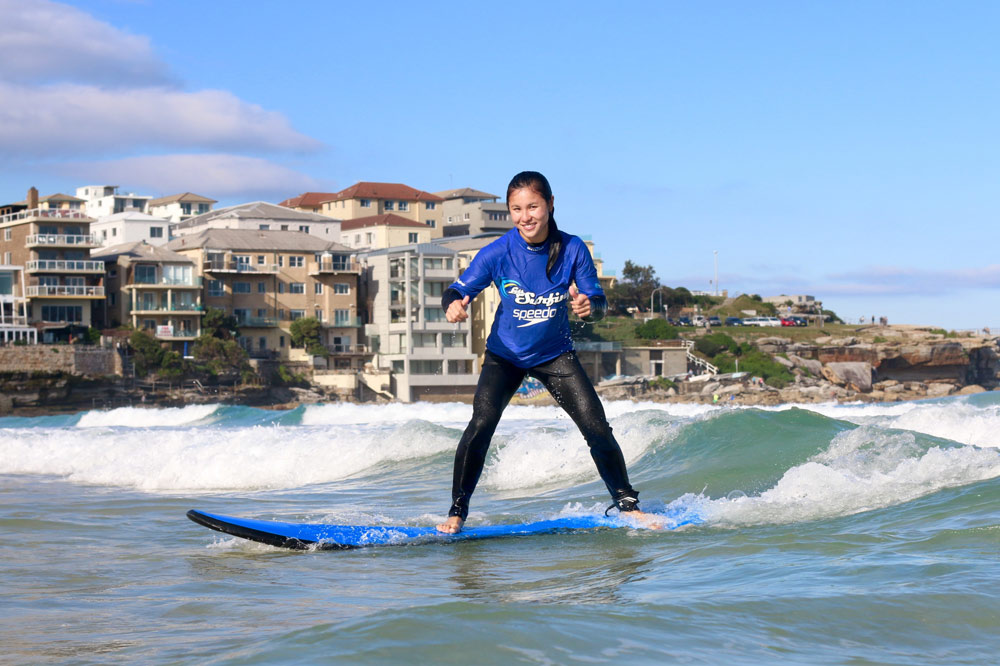 Surfing lessons during Australia summer programs